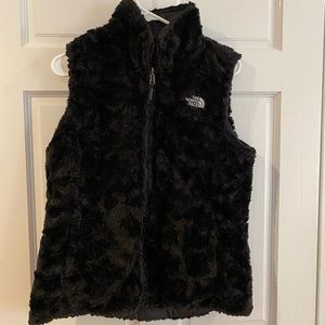 North Face reversible vest medium size. In excellent used condition.